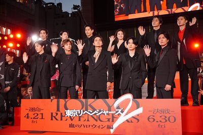 「東リベ祭り！開幕ー！」と発声