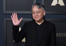 『生きる LIVING』の脚本を務めたカズオ・イシグロにオンライン・インタビュー