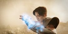 主人公の星矢役でハリウッド初主演を飾る新田真剣佑