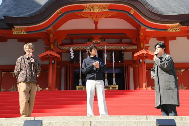 久々のチーム再結集だった撮影現場の思い出を語り合った