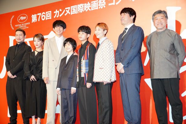 『怪物』完成披露試写会の様子