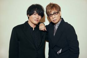 『ザ・フラッシュ』日本語吹替版のフラッシュ役の細谷佳正とマイケル・キートン版バットマン役の山寺宏一にインタビュー！