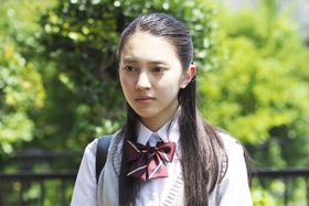 ドコモのCMに出演し、その美少女ぶりが話題になった若手女優の久保田紗友