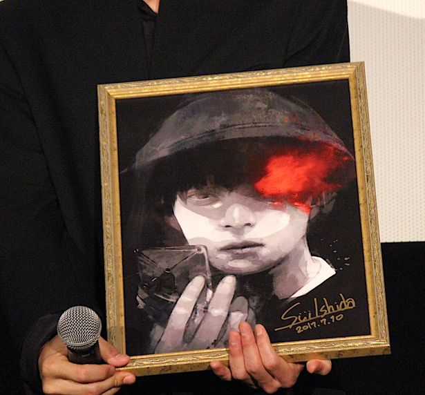 【写真を見る】石田スイが描いた窪田正孝のイラスト、アップの写真はこちら