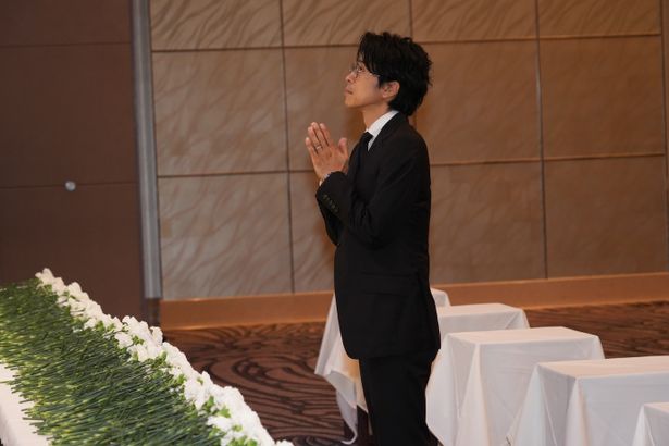 「天国の手塚さんには、仲間たちの心の糧、心の支えになってくださいとお伝えしたい」と述べた