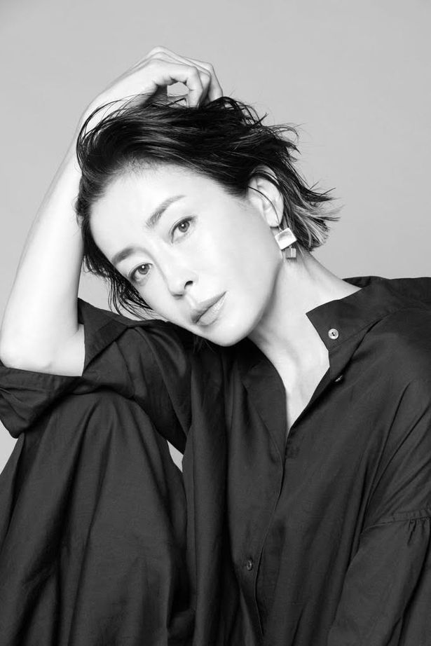 宮沢りえが演じるのは地球から遠く離れた辺境の惑星、エデン17に降り立った主人公ロミ