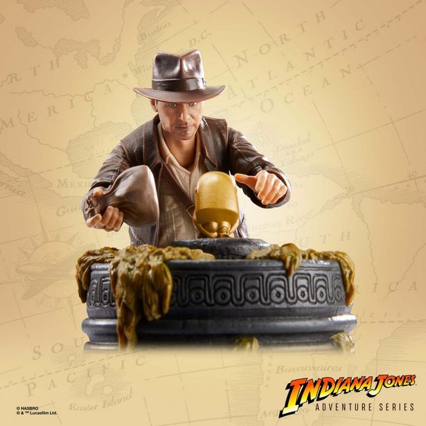 あの名シーンを再現！(「『インディ・ジョーンズ』「アドベンチャーシリーズ」6インチ・アクションフィギュア インディアナ・ジョーンズ(遺跡からの脱出)［映画『レイダース 失われたアーク《聖櫃》』］」)