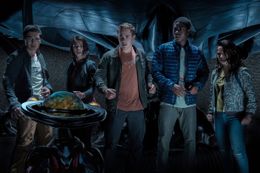 解禁された映像では出演者たちが『パワーレンジャー』への思いを明かす