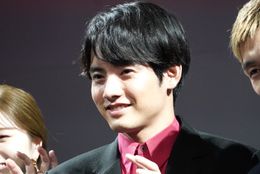 赤楚衛二、ゾンビコメディを「前向きな気持ちになれる作品」とアピール