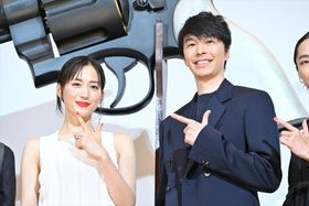 綾瀬はるかと長谷川博己、爆笑エピソードを披露！