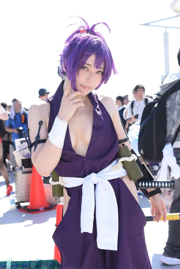 【写真を見る】超リアルなガンダムも！初日の「コミケ102」を彩った美麗コスプレイヤーを20組一挙に紹介