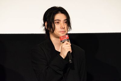 3月に休養を発表していた村上虹郎