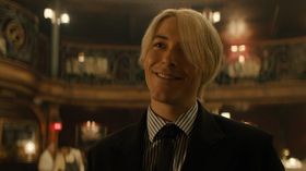 サンジ役を演じたタズ・スカイラーは料理人の役作りとアクションのトレーニングに挑んだ