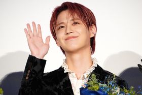 白岩瑠姫の“王子力”を、酒井麻衣監督が証言する場面も