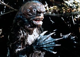 南海の孤島に蠢く半魚人の群れと、秘宝をめぐる怪奇とロマンの冒険譚を描く『ドクター・モリスの島 フィッシュマン』