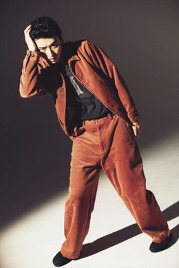 「特殊な世界で芝居をする器用さと、どんなシーンでも本気で向き合う闘争心。この二つを得たと思っています」と山崎