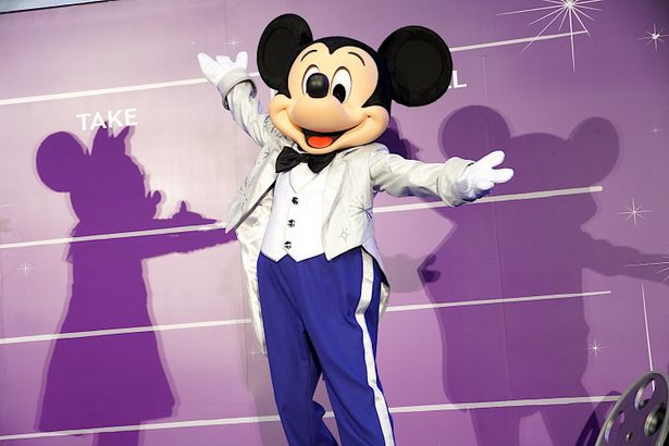 サプライズ登場したミッキーマウス