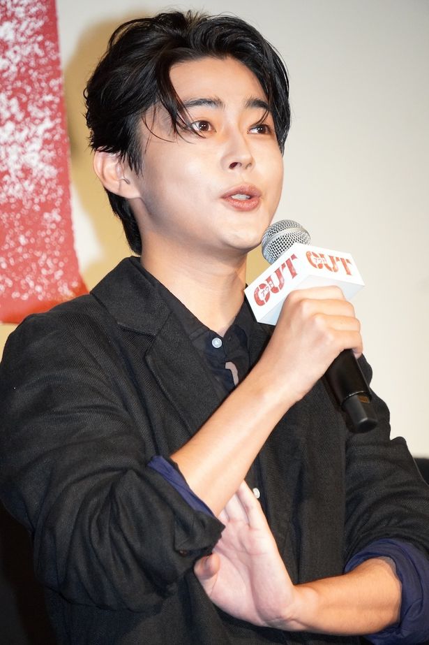 『OUT』完成披露上映会の様子