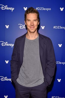 カンバーバッチ、ステージ上でまさかの涙腺決壊!?