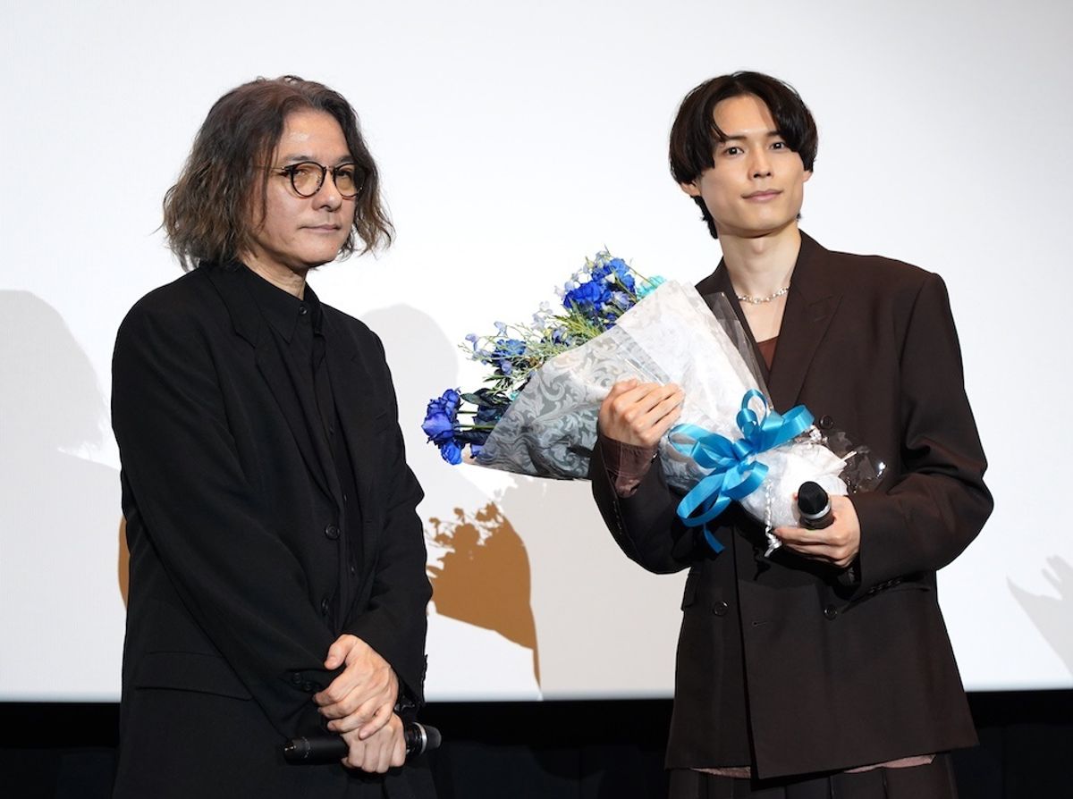 角川書店 - 初版 スワロウテイル 岩井俊二  Chara 松村北斗 アイナジエンド 初版 スワロウテイル 岩井俊二 伊藤歩 Chara 松村北斗 アイナ