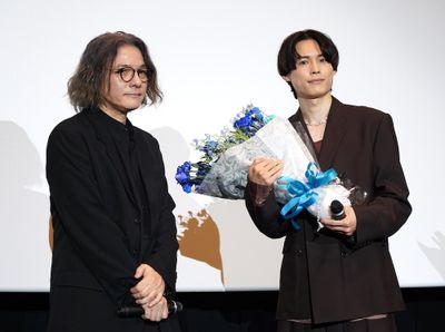 映画『キリエのうた』(公開中)の公開記念舞台挨拶で岩井俊二が松村北斗を大絶賛！第一印象は「なんて美しい人」