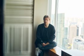 最新作『ザ・クリエイター／創造者』を引っ提げ来日したギャレス・エドワーズ監督にインタビュー！