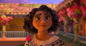 『ミラベルと魔法だらけの家』のヒロインは、“魔法のギフト”をもらえなかった“普通の女の子”ミラベル