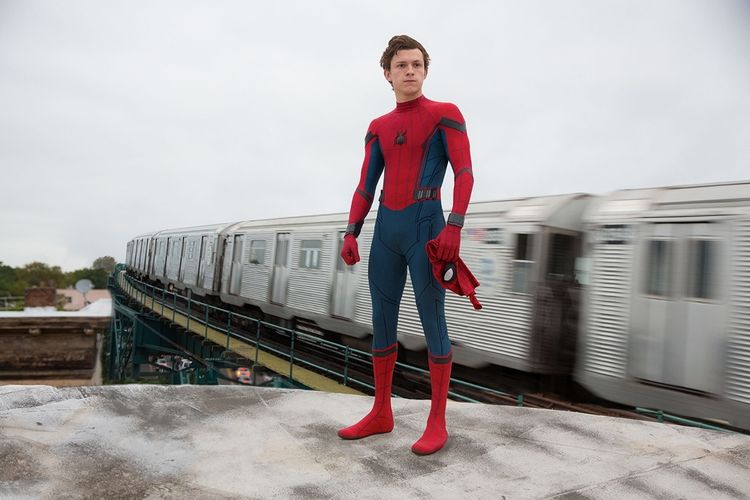 これだけ読めば大丈夫！『スパイダーマン：ファー・フロム・ホーム』＆『ノー・ウェイ・ホーム』を観る前に知っておきたいアイアンマンとの絆やサノスの“指パッチン”