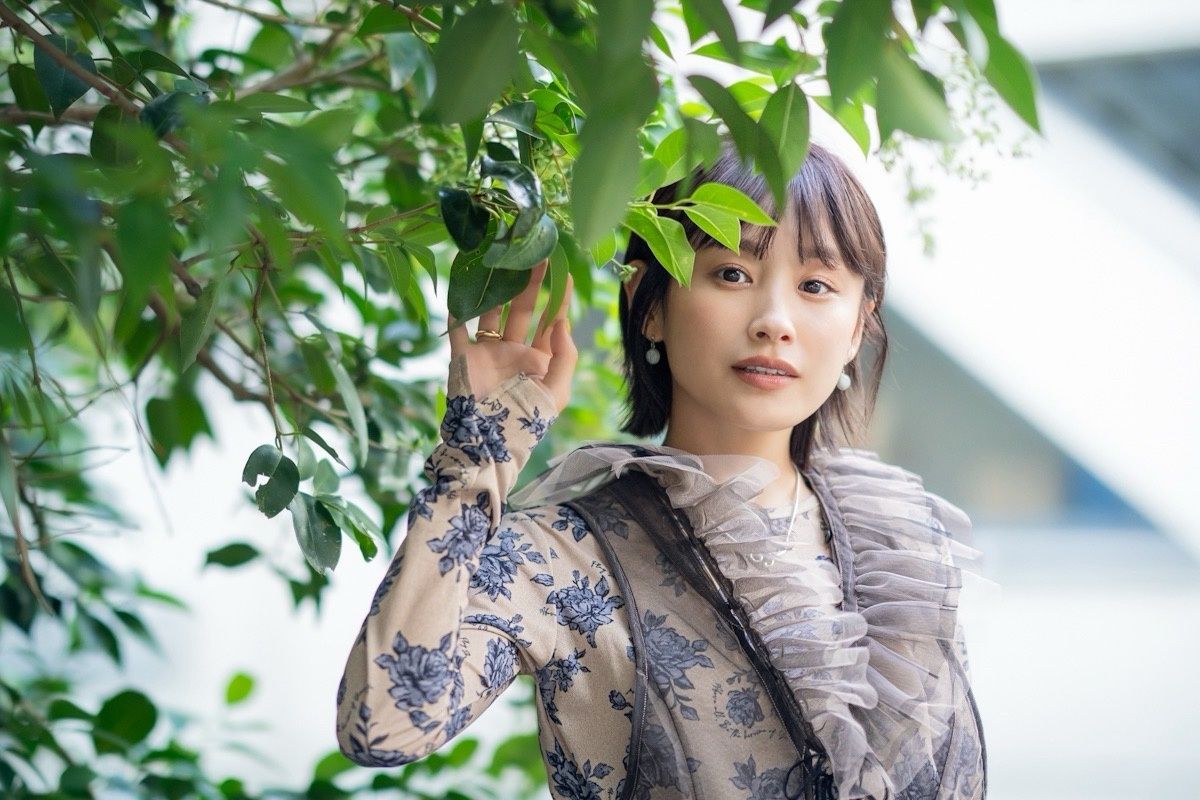 255 モーニング娘。 高橋愛 生写真 45枚セット Amazon.co.jp: 特大2Lサイズ モーニング娘。高橋愛 生写真 制服