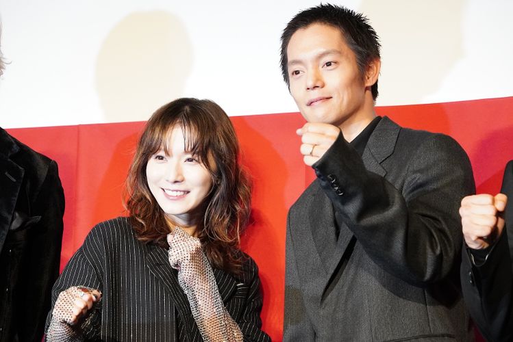 松岡茉優、自分は「クソまじめ」と分析！窪田正孝とW主演作『愛にイナズマ』で「映画は最高の相棒になる」と実感