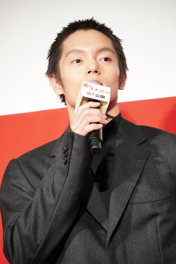 観客からの反応を喜んだ窪田正孝、