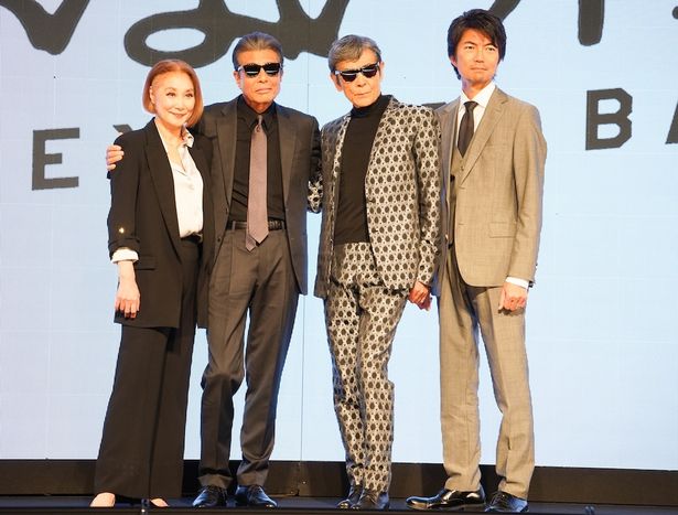 セクシーでクールで、ダンディ。かっこいい4人の並びにうっとり