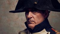 ホアキン・フェニックス主演『ナポレオン』当時の流行やサイズを