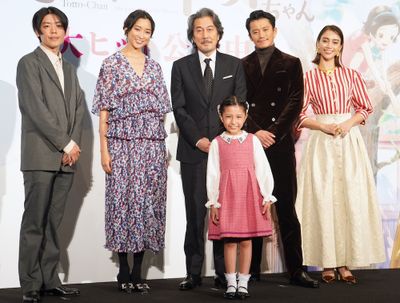 映画『窓ぎわのトットちゃん』(公開中)の初日舞台挨拶に大野りりあな、小栗旬、杏、滝沢カレン、役所広司、八鍬新之介監督が登壇！