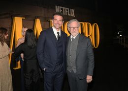 スティーヴン・スピルバーグ&ブラッドリー・クーパーが渾身の映画『マエストロ：その音楽と愛と』について語る