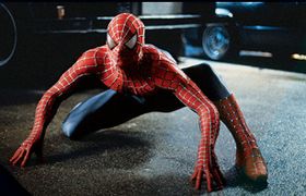 『スパイダーマン』の時のスーツ。デザインは主人公が考案
