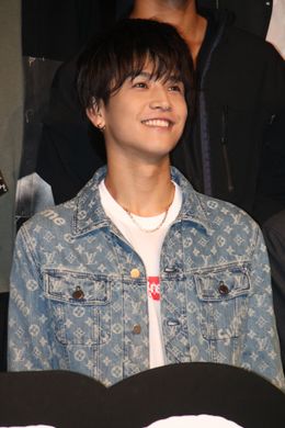 岩田剛典、言い間違いに苦笑