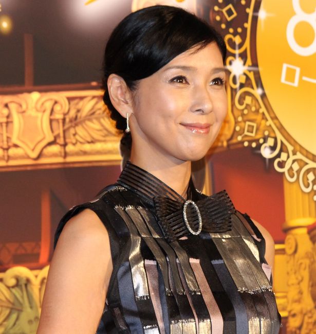 フェリシーにバレエを教えることになる、元バレリーナ役を演じた黒木瞳