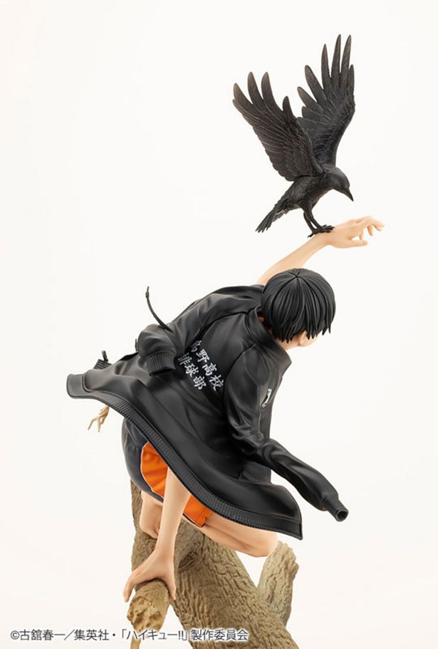 ジャージにプリントされた高校名もしっかり再現(「ARTFX J ハイキュー!! 影山飛雄 1/8スケール 完成品フィギュア」)