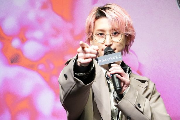 佐久間大介、報道陣にもたっぷりサービス！