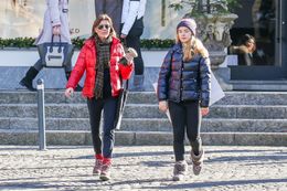 左がカロリーヌ公女だ