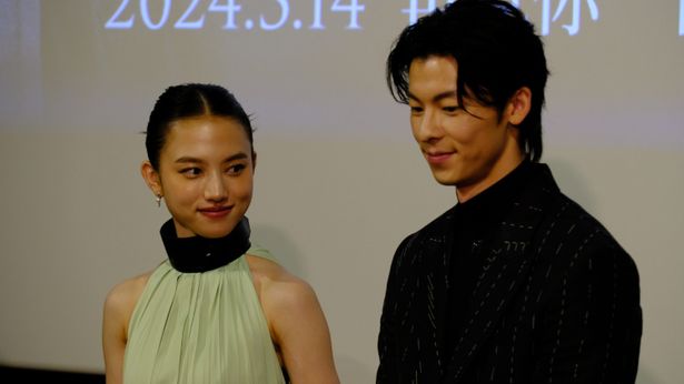 【写真を見る】シュー・グァンハン＆清原果耶も共感？台湾での撮影期間に藤井道人監督を悩ませたことは？