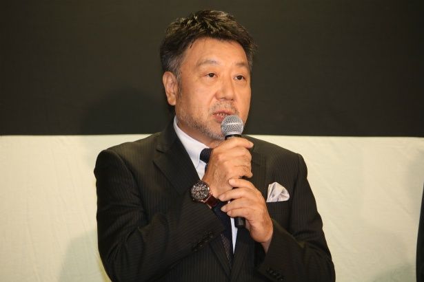 メガホンをとった原田眞人監督