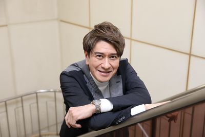 放送開始45周年！川崎麻世が語る、「宇宙空母ブルーノア」主題歌レコーディング秘話