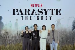 制作発表記者会見に臨むヨン・サンホ監督と俳優陣