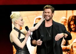 『マッドマックス：フュリオサ』出演のアニャ・テイラー＝ジョイ、クリス・ヘムズワースがCinemaConに登場