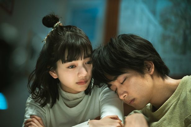 高木ユーナの同名漫画を原作に松居大悟監督がメガホンをとった『不死身ラヴァーズ』
