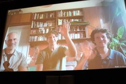 オンラインで日本の観客の質問に回答！左からプロデューサーのジェームズ・ウィルソン、ジョナサン・グレイザー監督、音楽のミカ・レヴィ