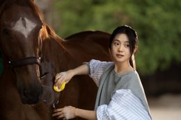 ジャッキー・チェン演じるルオの娘役を演じた中国映画界のホープ、リウ・ハオツンに注目！