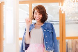 水原希子が小悪魔美女のあかりを演じる